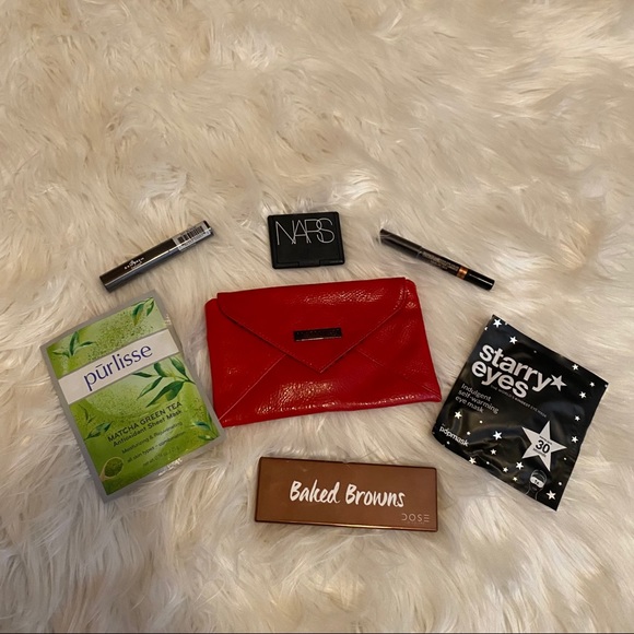 Makeup Bundle Set - Picture 2 of 9